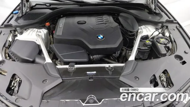 BMW 5-Series 5 серия (G30) 530i xDrive M Sport — Фото автомобиля 6