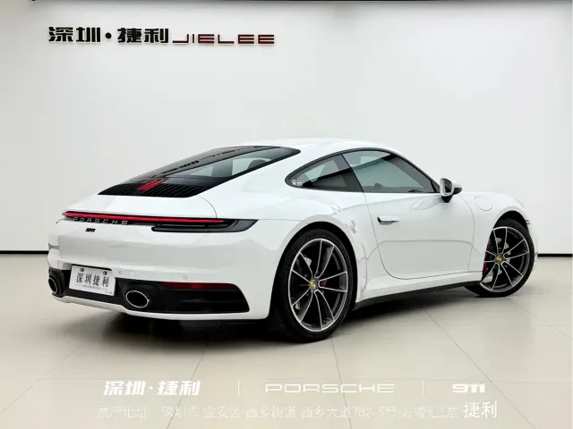 Porsche 911 — Фото автомобиля 6