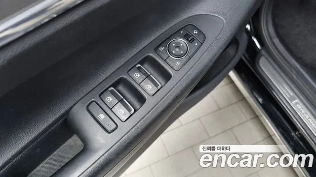 Hyundai Grandeur New — Фото автомобиля 27