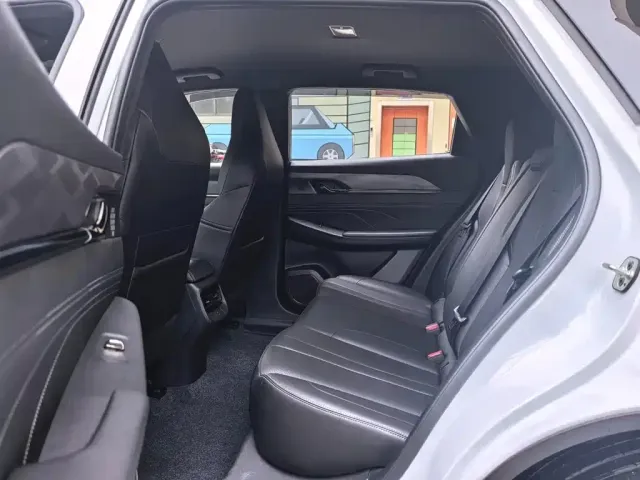 Dongfeng Aeolus Dongfeng Fengshen L7 2025 Model 518 Comfort Champion Edition — Фото автомобиля 6