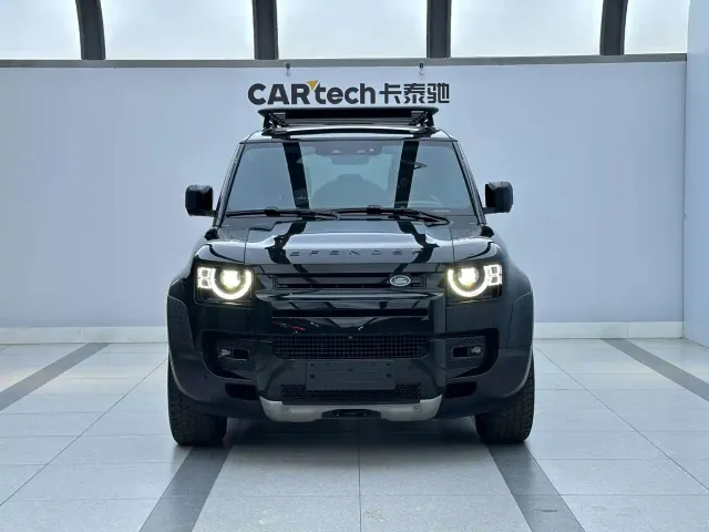 Land Rover Defender — Фото автомобиля 2