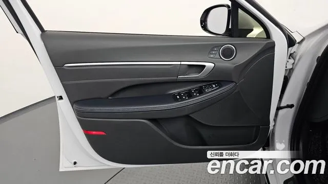 Hyundai Sonata — Фото автомобиля 21
