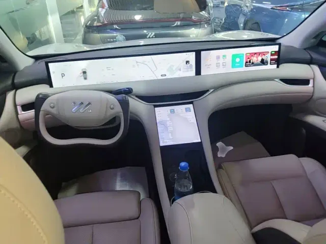IM Motors LS6 — Фото автомобиля 5