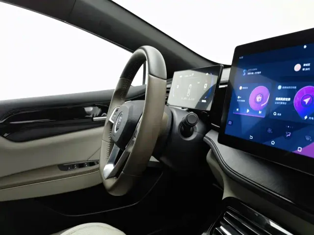 BYD Qin PLUS — Фото автомобиля 22