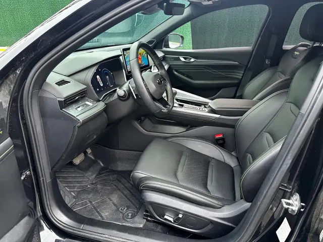 Geely Xingrui — Фото автомобиля 4