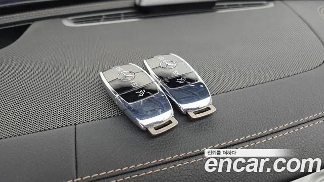 Mercedes-Benz E-Class E-класс W213 E350 4MATIC Exclusive — Фото автомобиля 14