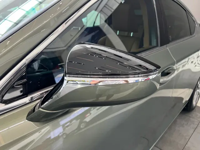 Lexus ES — Фото автомобиля 25