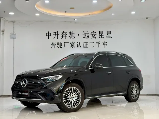 Фотография автомобиля — Mercedes-Benz GLC-Class