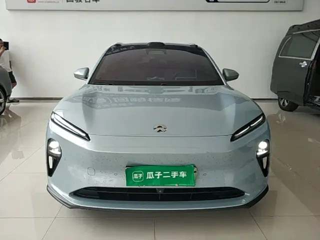 Nio ET5 Touring — Фото автомобиля 2