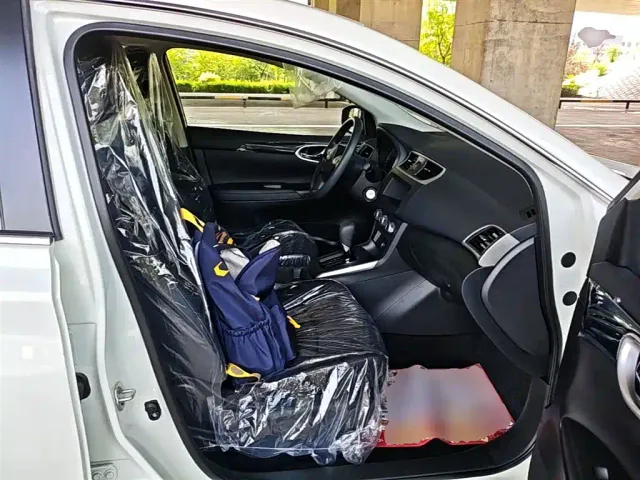 Nissan Sylphy — Фото автомобиля 24