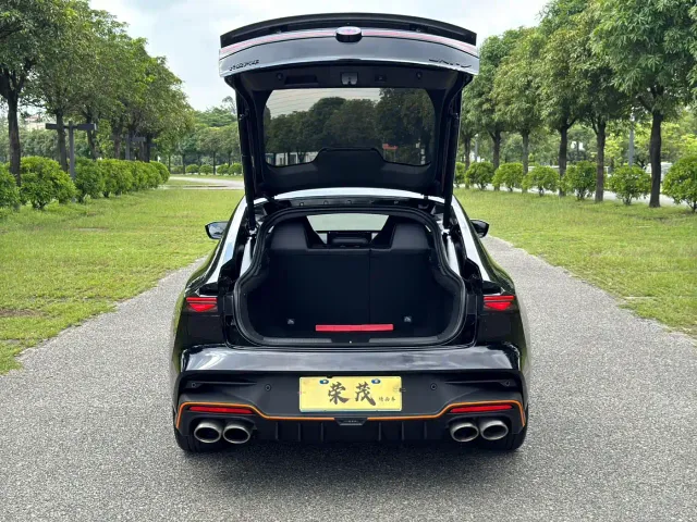 Changan UNI-V — Фото автомобиля 10