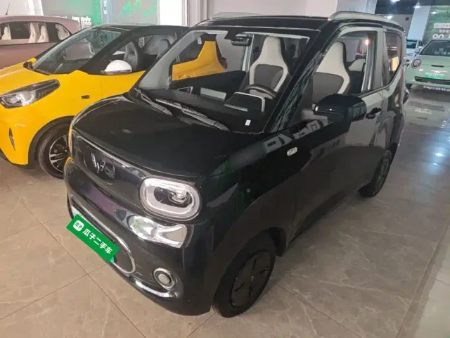 Фотография автомобиля — Wuling Hongguang Mini EV