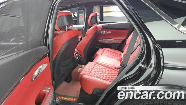 Genesis GV70 3.5T Бензин AWD — Фото автомобиля 10