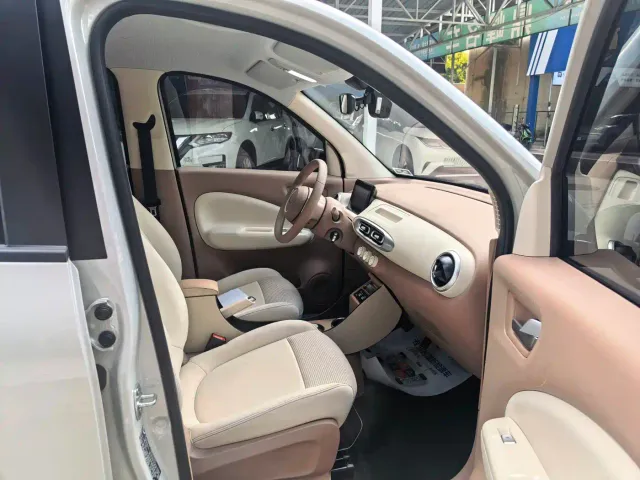 Wuling Hongguang Mini EV — Фото автомобиля 10