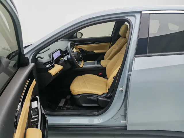 Geely Galaxy L6 — Фото автомобиля 9