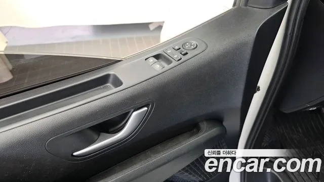 Hyundai Staria — Фото автомобиля 27