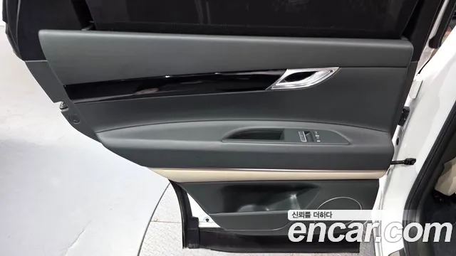 Genesis GV80 — Фото автомобиля 14