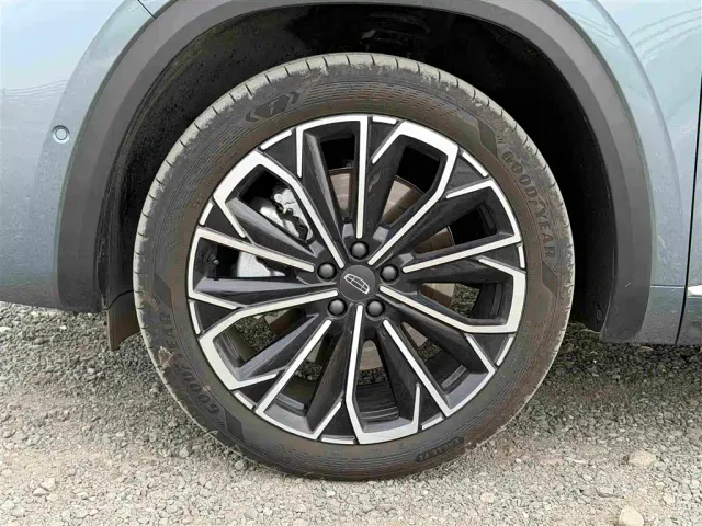 Geely Xingyue L — Фото автомобиля 14