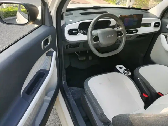 Geely Panda — Фото автомобиля 15