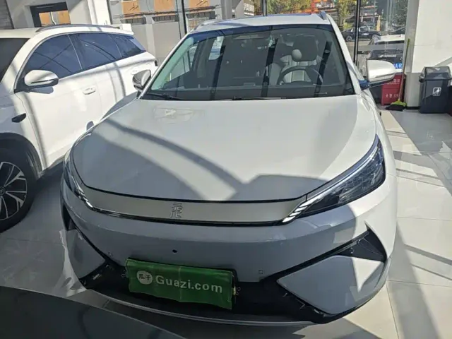 BYD Yuan PLUS — Фото автомобиля 2