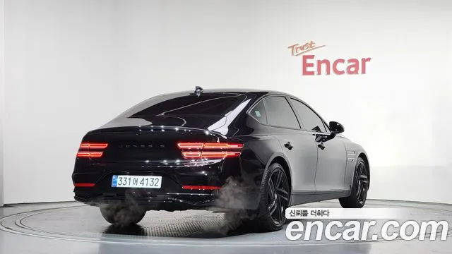 Genesis G80 Бензин 3.5 турбо AWD — Фото автомобиля 2