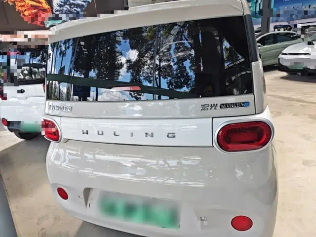 Wuling Hongguang Mini EV — Фото автомобиля 5