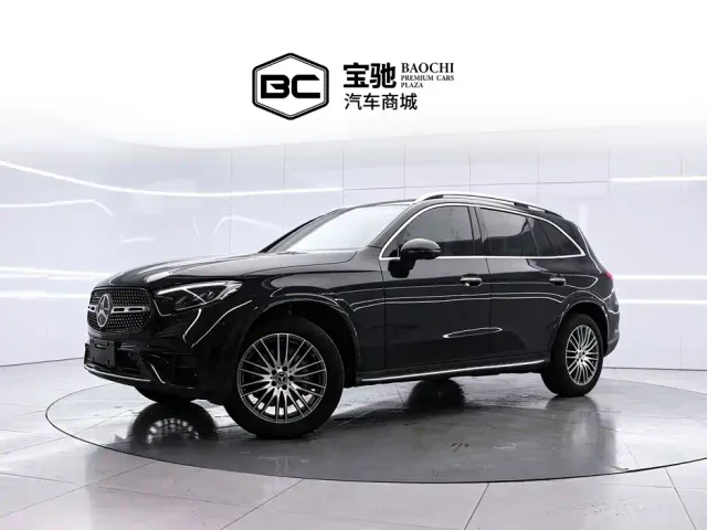 Фотография автомобиля — Mercedes-Benz GLC-Class