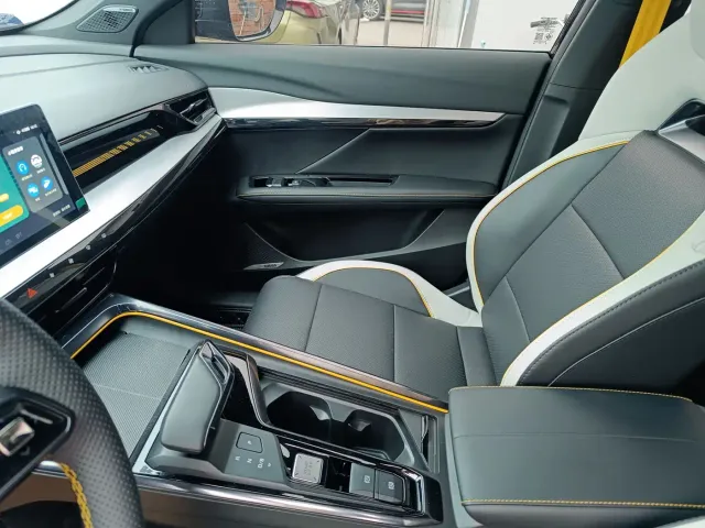 MG 5 Scorpio — Фото автомобиля 6