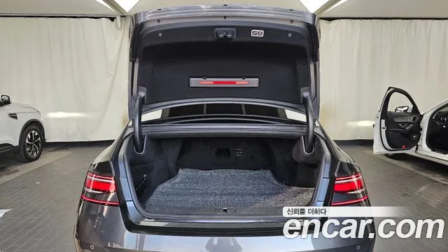 Genesis G90 — Фото автомобиля 19