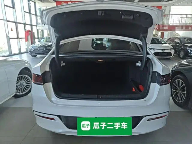 BYD Qin PLUS — Фото автомобиля 18