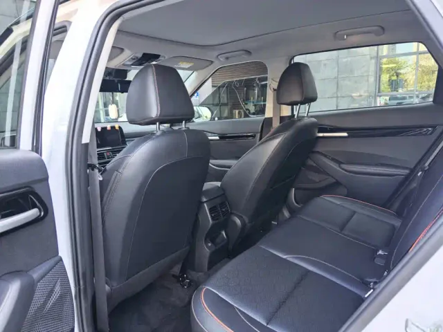 Kia Seltos — Фото автомобиля 11