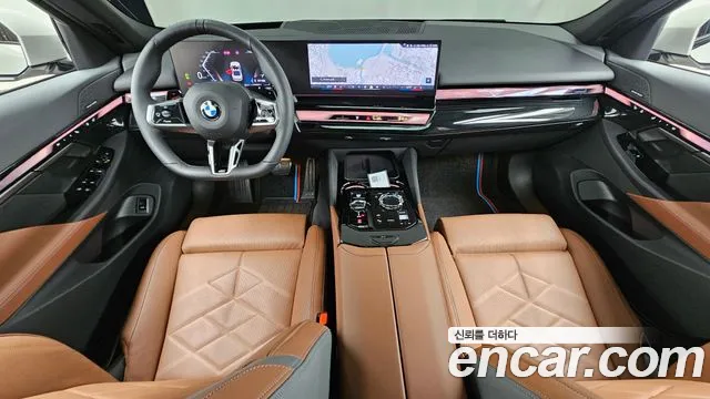 BMW 5 Series — Фото автомобиля 10