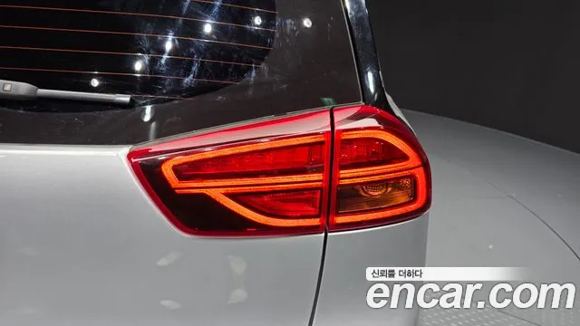 Kia Niro Niro Plus Air — Фото автомобиля 23