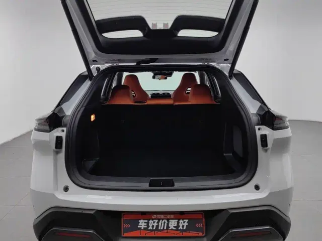 Dongfeng Fengshen L7 — Фото автомобиля 16