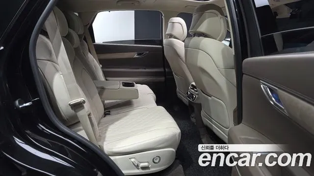 Genesis GV80 — Фото автомобиля 17
