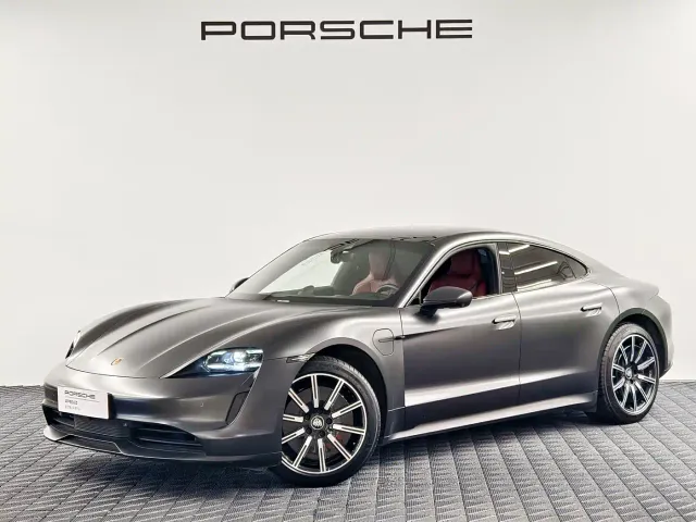 Фотография автомобиля — Porsche Taycan