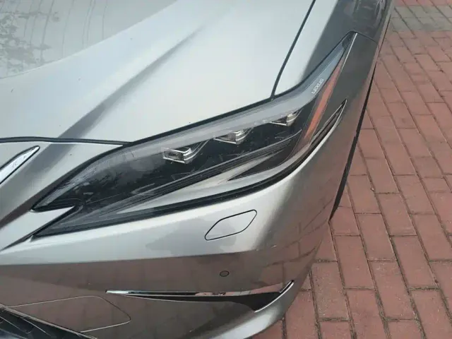 Lexus ES — Фото автомобиля 5