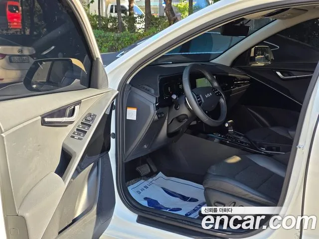 Kia Niro The All New — Фото автомобиля 4