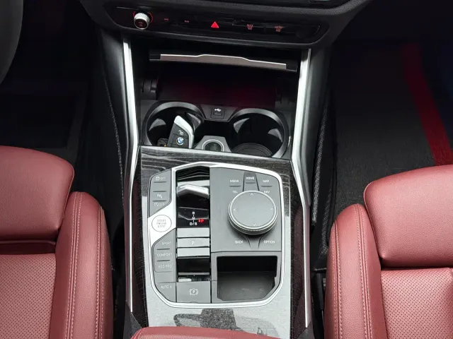 BMW 3 Series — Фото автомобиля 12