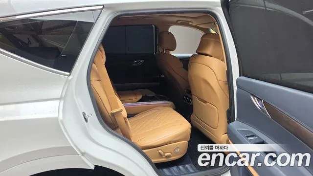 Genesis GV80 — Фото автомобиля 17
