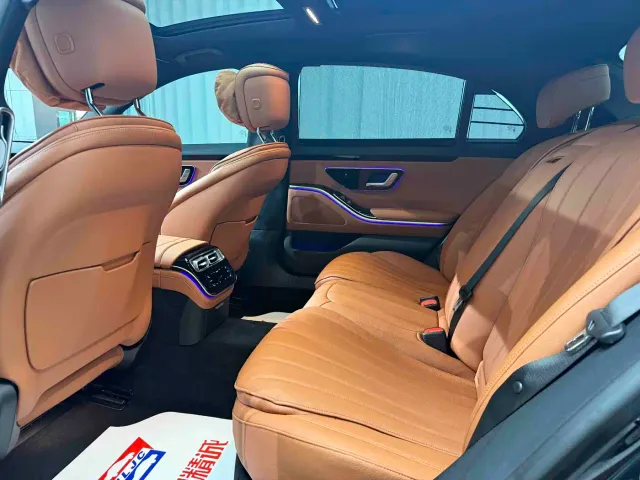 Mercedes-Benz S-Class — Фото автомобиля 8