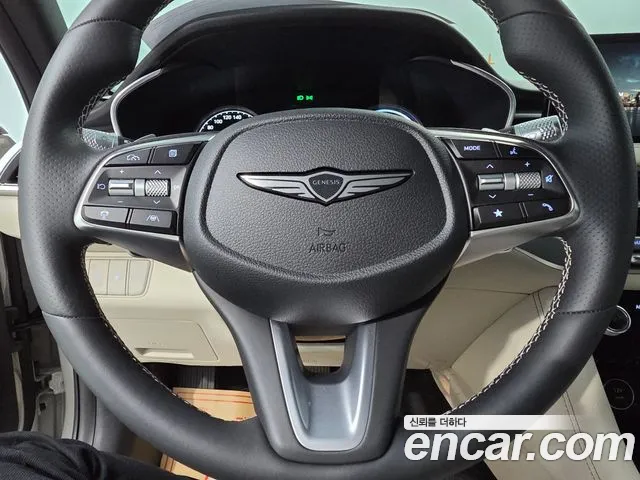 Genesis G70 Новый G70 Бензин 2.5T 2WD — Фото автомобиля 12