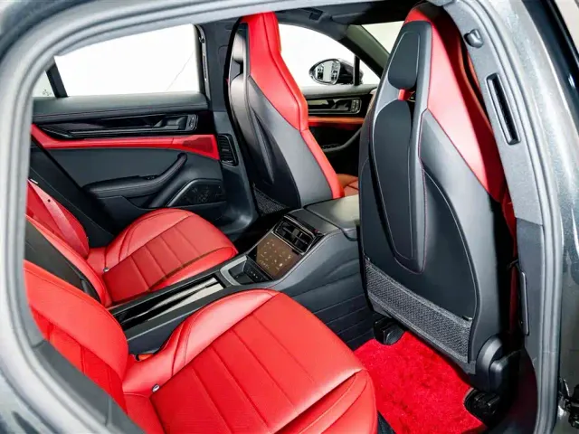 Porsche Panamera — Фото автомобиля 22