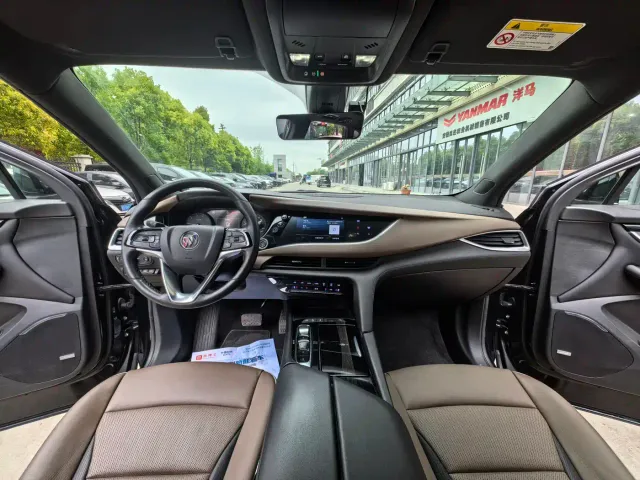 Buick Enclave — Фото автомобиля 23