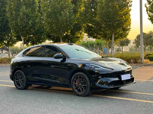 IM Motors LS6 — Фото автомобиля 3