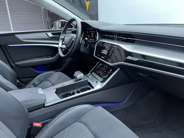 Audi A7L — Фото автомобиля 5