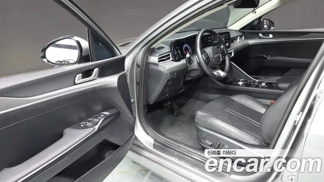 Kia K5 Generation 3 — Фото автомобиля 15