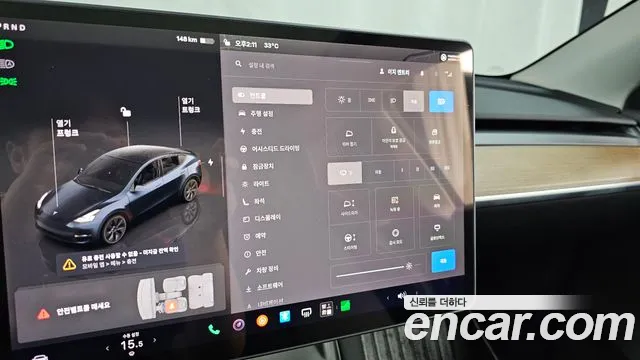 Tesla Model Y — Фото автомобиля 17
