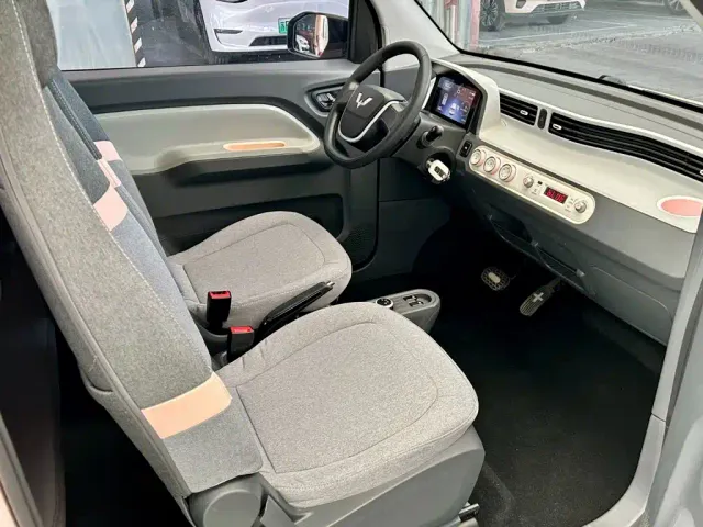 Wuling Hongguang Mini EV — Фото автомобиля 8