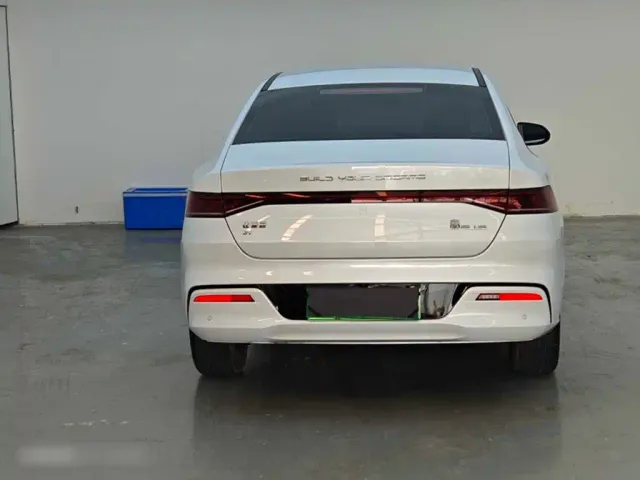 BYD Qin PLUS — Фото автомобиля 5
